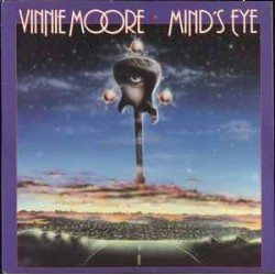 Moore, Vinnie
